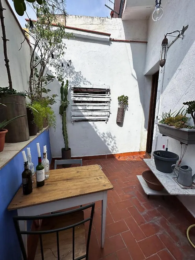 Apartment Habitacion Privada, Casa Compartida Con Pareja Private Room, Shared House With A Couple Barcelona
