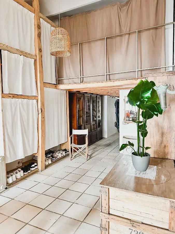 Habitacion Privada, Casa Compartida Con Pareja Private Room, Shared House With A Couple Barcelona 0*,  Spain